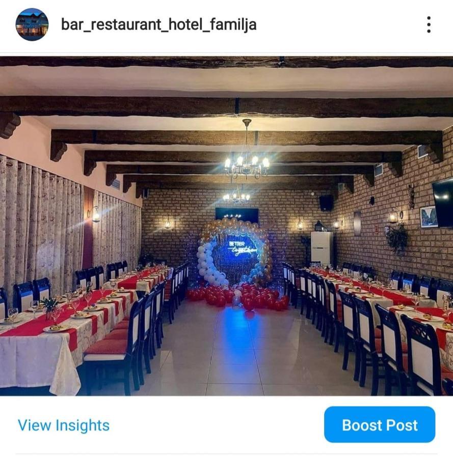 Bar-Restaurant-Hotel-Familja Klos Extérieur photo